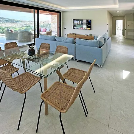 Semesterbostad Salobre La Tunera *